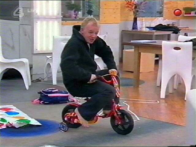 CELEBRITY BIG BROTHER - LES DENNIS ON HIS BIKE SWNS - BRISTOL 0117 9066550