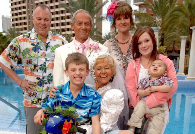 Editorial use only Mandatory Credit: Photo by ITV/Shutterstock (982155oh) 'Benidorm' - Steve Pemberton, Geoffrey Hutchings, Siobhan Finneran, Hannah Hobley, Oliver Stokes, Sheila Reid. ITV ARCHIVE