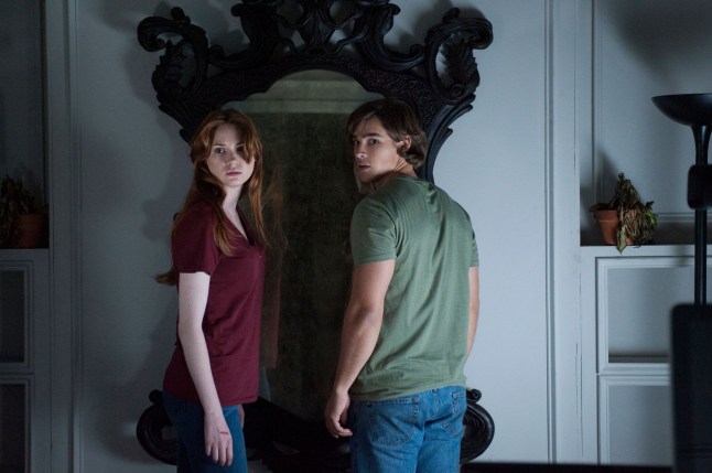 For Editorial Use Mandatory Credit: Photo by John Estes/THA/REX/Shutterstock (15063470j) Karen Gillian and Brenton Thwaites star in Relativity Media's OCULUS. Photo Credit: John Estes ? 2014 Lasser Productions, LLC. All Rights Reserved. "Oculus" (2014)