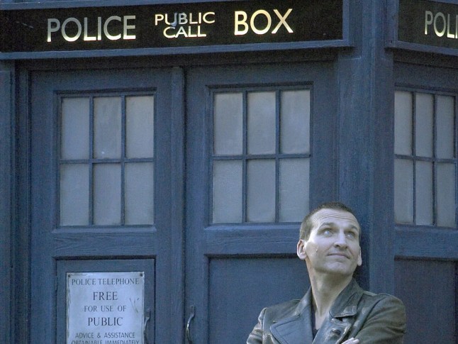 Telvision programme DR WHO (CHRISTOPHER ECCLESTON). BBC ONE CHRISTOPHER ECCLESTON plays The Doctor in this new series coming soon to BBC ONE with BILLIE PIPER as Rose Tyler. Travelling through time and space, the Doctor and Rose come face to face with a number of new and exciting monsters, such as the Autons which are aliens made of living plastic - taking the shape of shop window dummies, they attack the streets of London in a bid to take over the world. Warning: Use of this copyright image is subject to Terms of Use of BBC Digital Picture Service. In particular, this image may only be used during the publicity period for the purpose of publicising 'Doctor Who' and provided the BBC is credited. Any use of this image on the internet or for any other purpose whatsoever, including advertising or other commercial uses, requires the prior written approval of the BBC. Warning: Use of this copyright image is subject to Terms of Use of BBC Digital Picture Service. In particular, this image may only be used during the publicity period for the purpose of publicising 'Doctor Who' and provided the BBC is credited. Any use of this image on the internet or for any other purpose whatsoever, including advertising or other commercial uses, requires the prior written approval of the BBC. tardismo dwgeneric