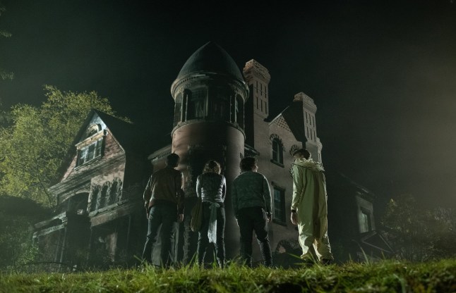 FILM HANDOUT: SCARY STORIES TO TELL IN THE DARK Director: Andre Ovredal Starring: Zoe Margaret Colletti, Michael Garza, Gabriel Rush, Austin Zajur, Dean Norris ENTERTAINMENT ONE 2019 _DSF4402.RAF