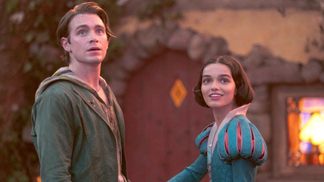 No Merchandising. Editorial Use Only. No Book Cover Usage. Mandatory Credit: Photo by Walt Disney Co/Everett/Shutterstock (15168706f) SNOW WHITE, from left: Andrew Burnap, Rachel Zegler as Snow Hite, 2025. ph: Giles Keyte / ?? Walt Disney Studios Motion Pictures / Courtesy Everett Collection Snow White - 2025