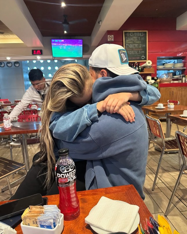 JoJo Siwa and Chris Hughes chrishughesofficial ? Liked by ashleylouisejames and 73,738 others The previous 7 days have been the prettiest.. 1h