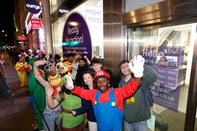 EDITORIAL USE ONLY General view of Oxford Street, London, where people line up outside of the Currys store, which has opened at midnight, giving Nintendo fans the chance to collect their Switch 2 devices moments after it has been released. Issue date: Thursday June 5, 2025. PA Photo.?Photo credit should read: David Parry/PA Media Assignments
